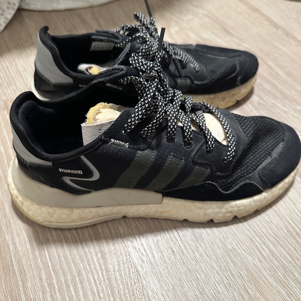 adidas sneaker - Picture 2 of 5
